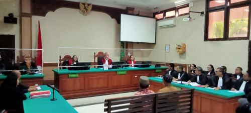 Sidang Insiden Nyepi Ditunda Saksi Tidak Hadir Prebekel Sumberklampok